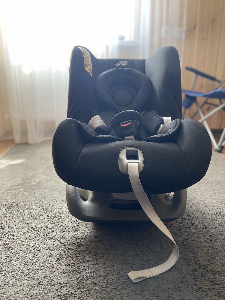 Автокрісло Britax Römer First Class Plus (Cosmos Black)