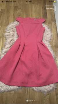 Różowa elegancka rozkloszowana fakturowa sukienka orsay S 36