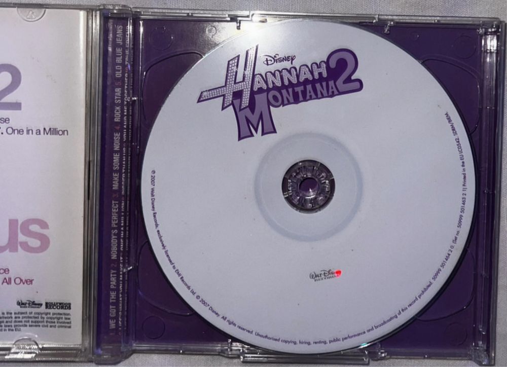 Hannah Montana 2 / Meet Miley Cyrus