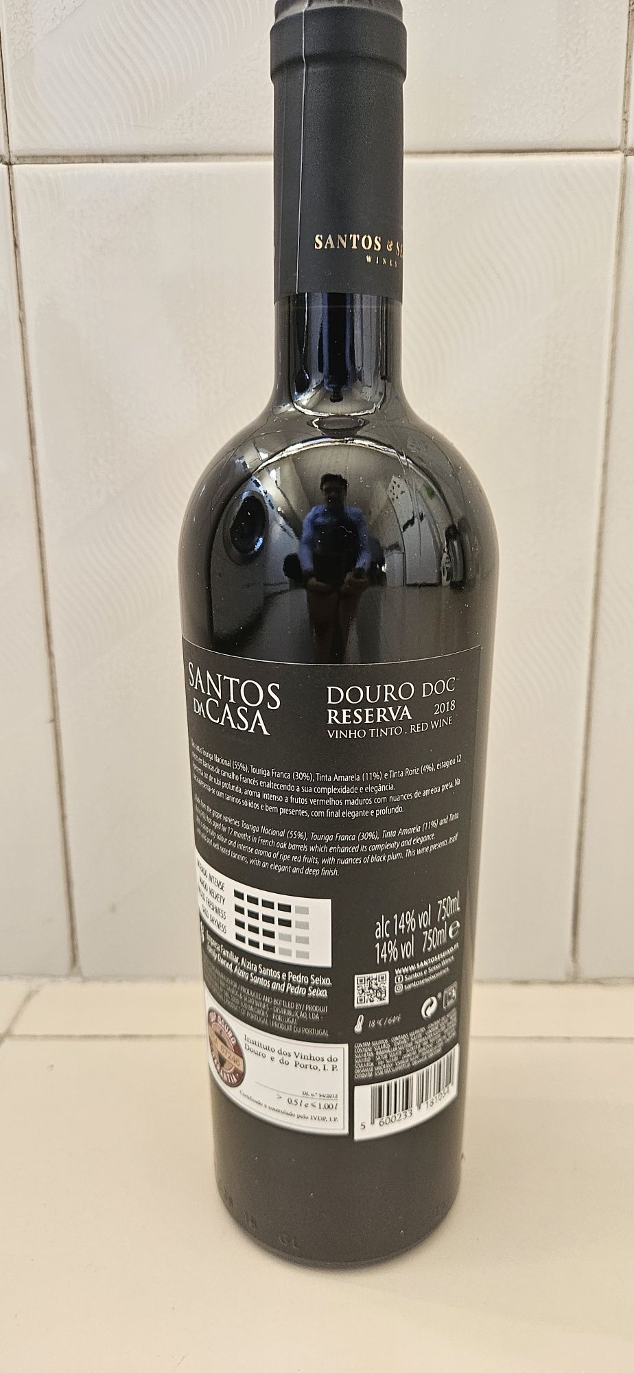 Santos da Casa Tinto