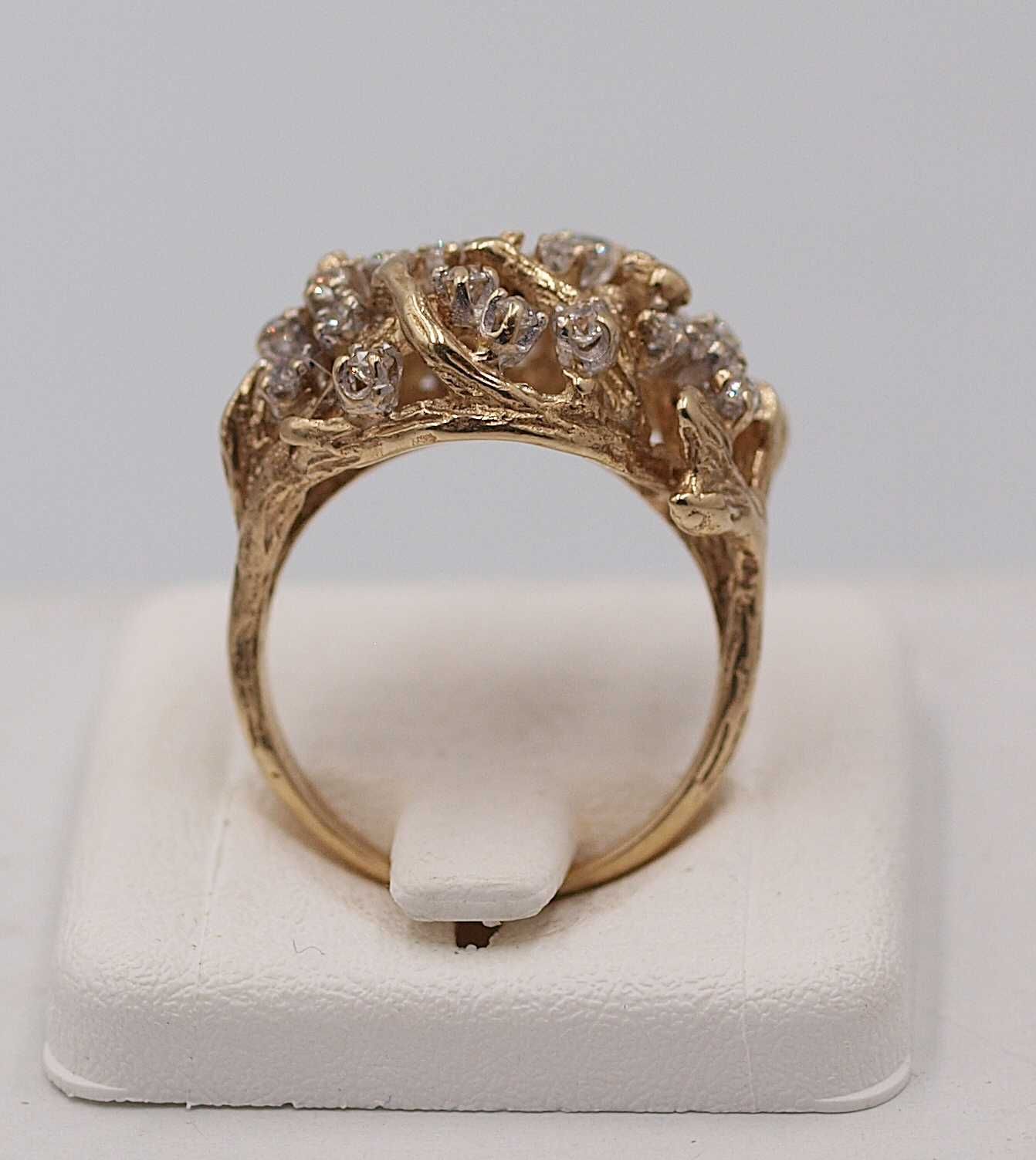 pierścionek złoto 585 brylanty 0,70 ct certyfikat roz.14