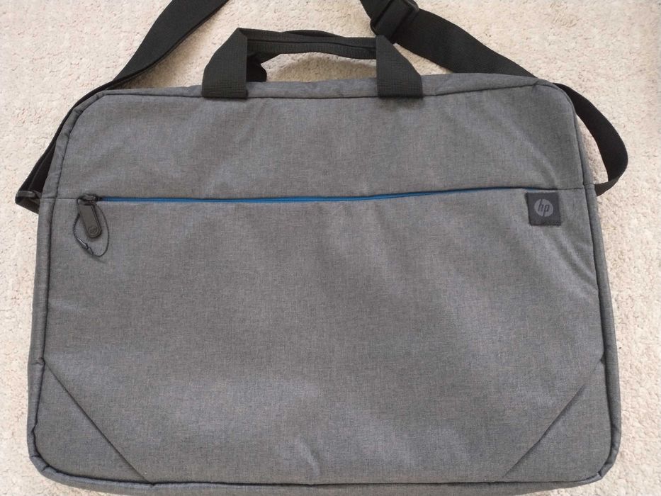 Laptop 17" cali Ryzen 5 (6 rdzeni) 16GB RAM SSD 512GB Windows 11