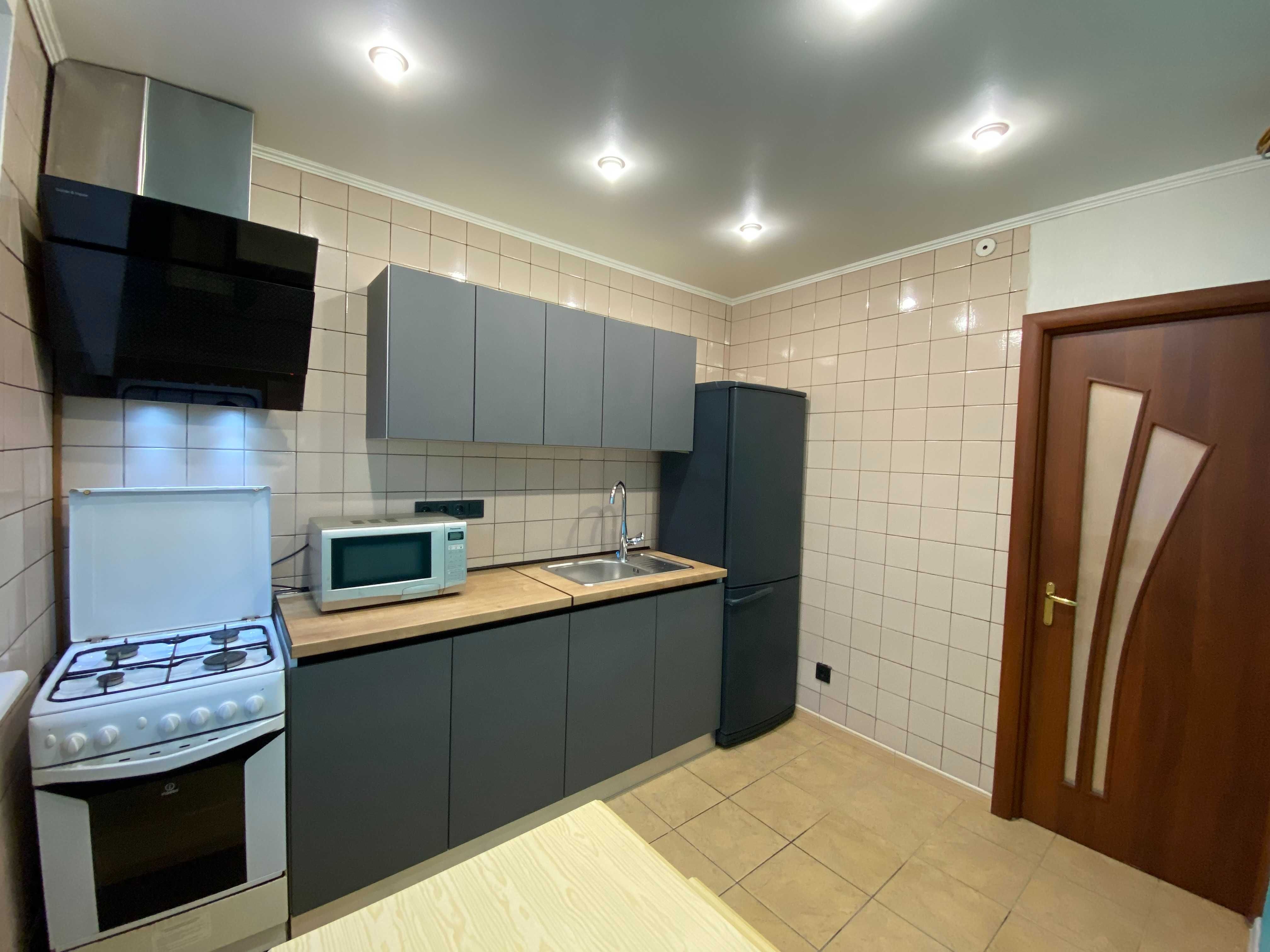 Печерск Без % Підвисоцького Професора 6 а Продам Чудову 2к квартиру