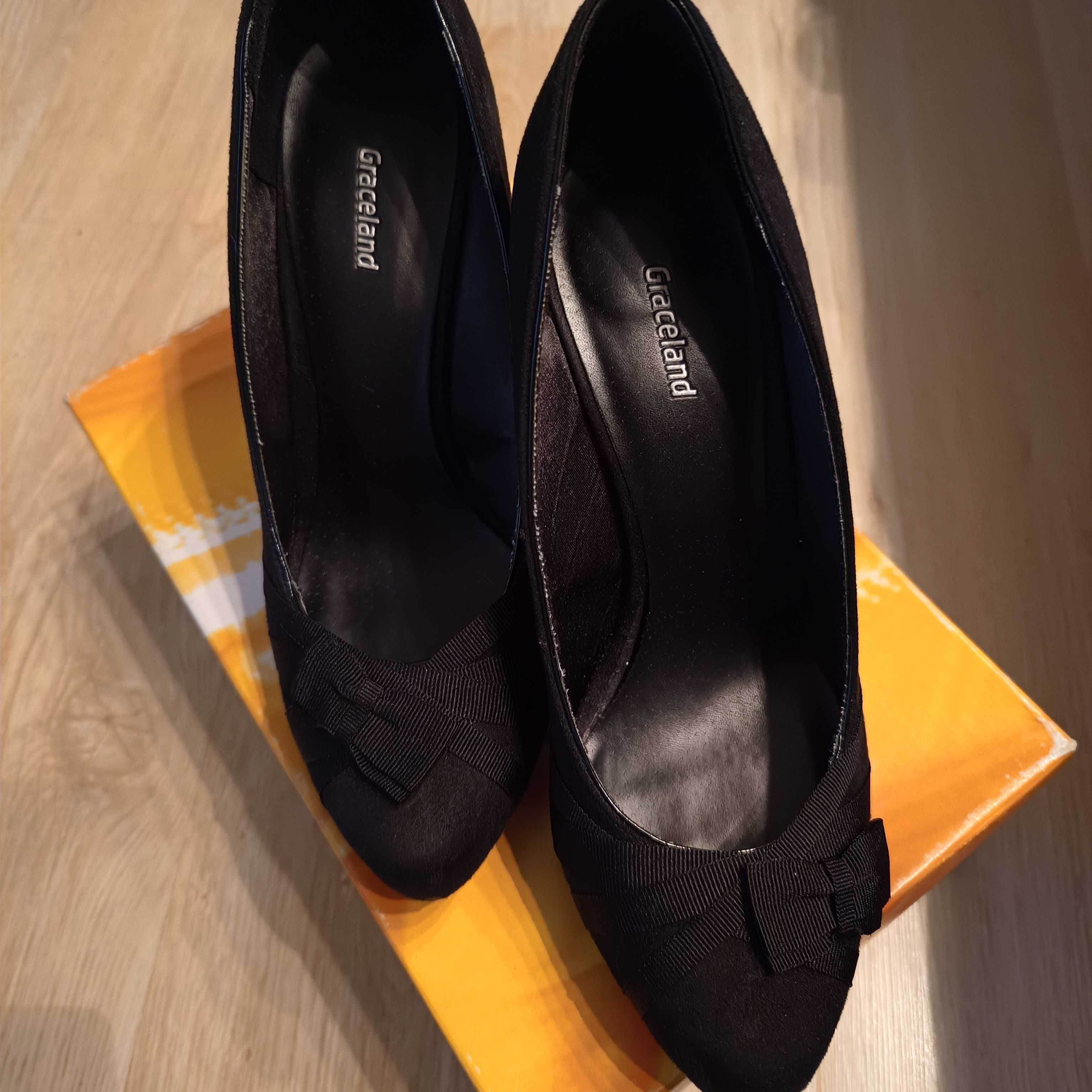 Czółenka,szpilki eleganckie ,idealne na wiele okazji- rozmiar 40.