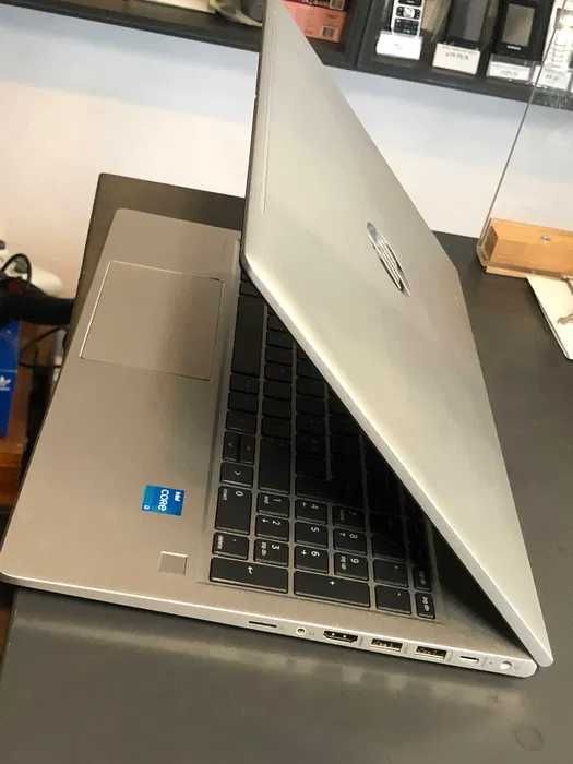 Laptop HP ProBook 450 G8 15,6" i3-1125G4 8GB RAM 256GB SSD Win10 Pro