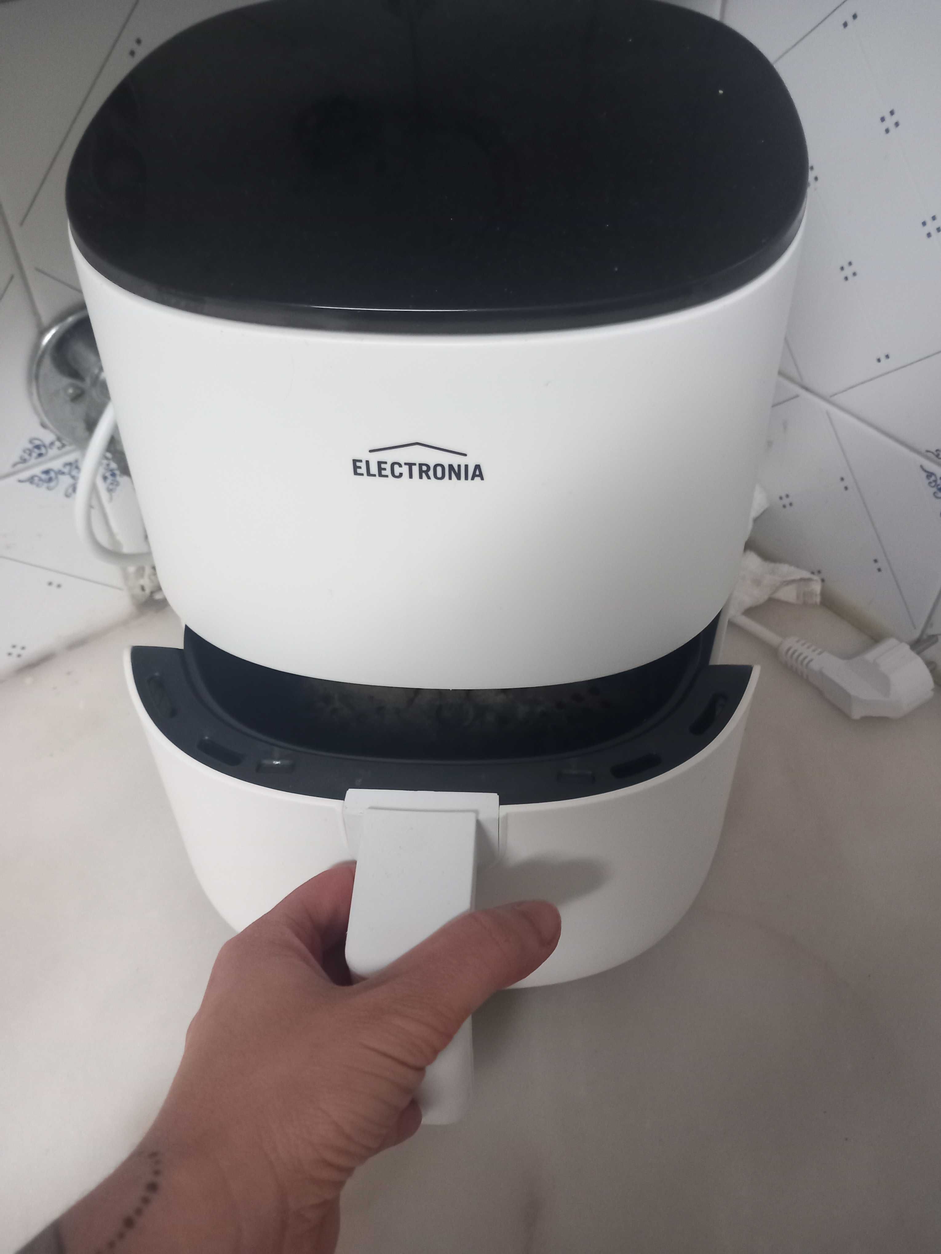 Air fryer bom estado pouco uso