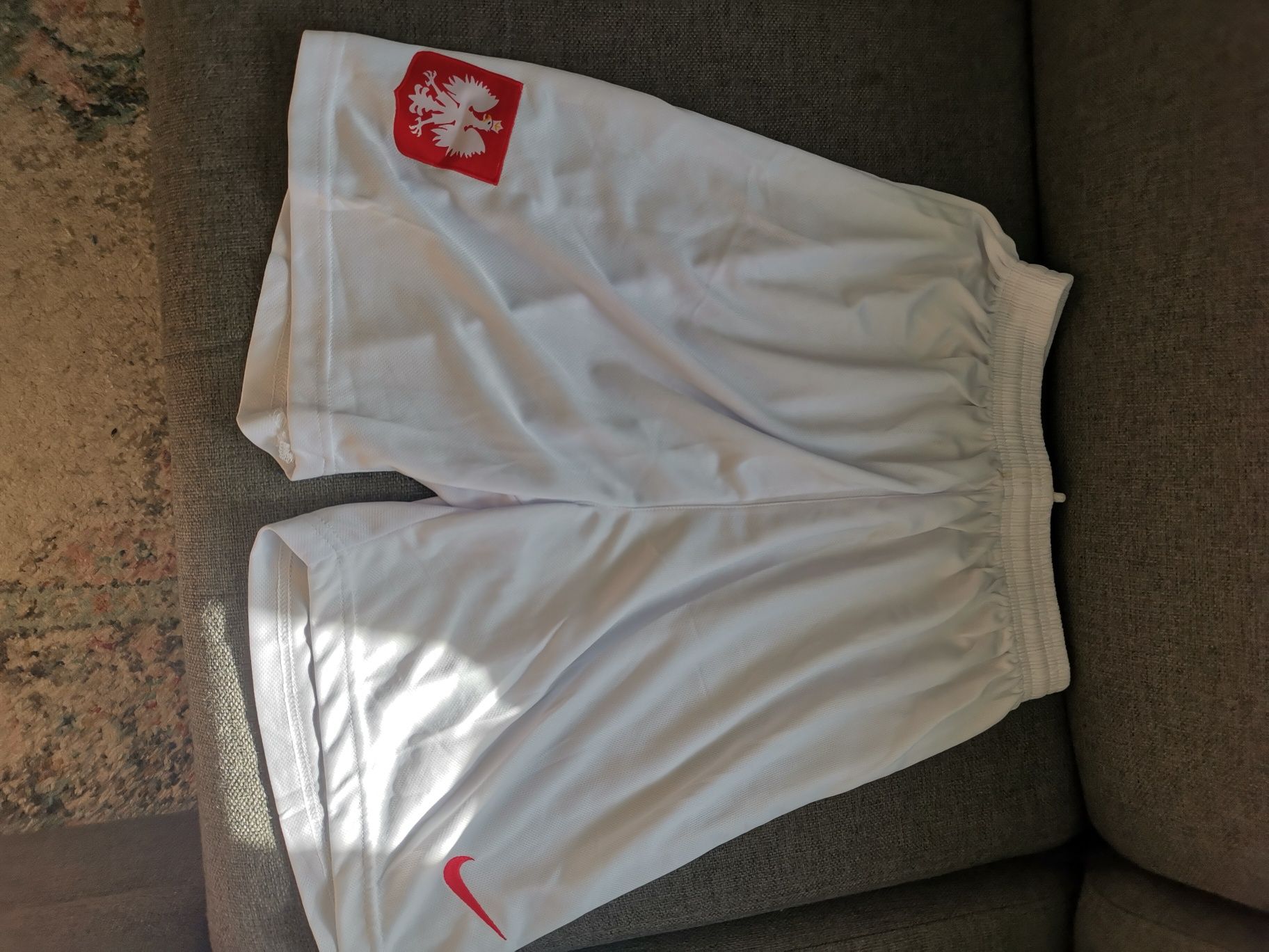 Koszulka i spodenki reprezentacji Polski Nike L