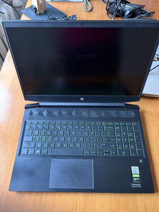 HP Pavilion Gaming 16 144 Hz i5-10300H GTX 1650Ti 512GB 16GB RAM W10