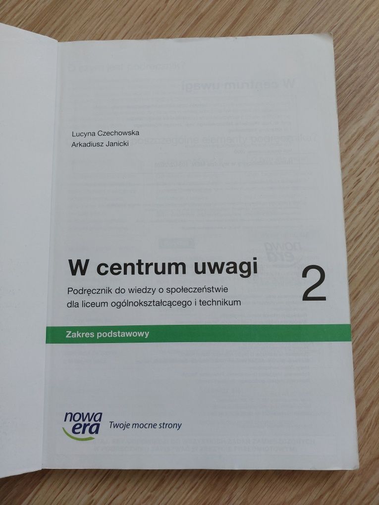 " W centrum uwagi 2 " zakres podstawowy Nowa Era