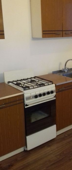 Продам газову плиту