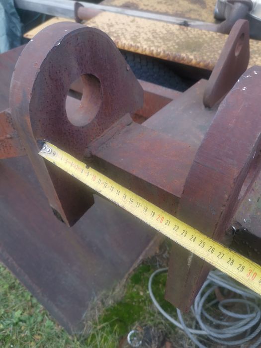 Łyżka do rowów melioracyjnych koparka koparko-ładowarka.