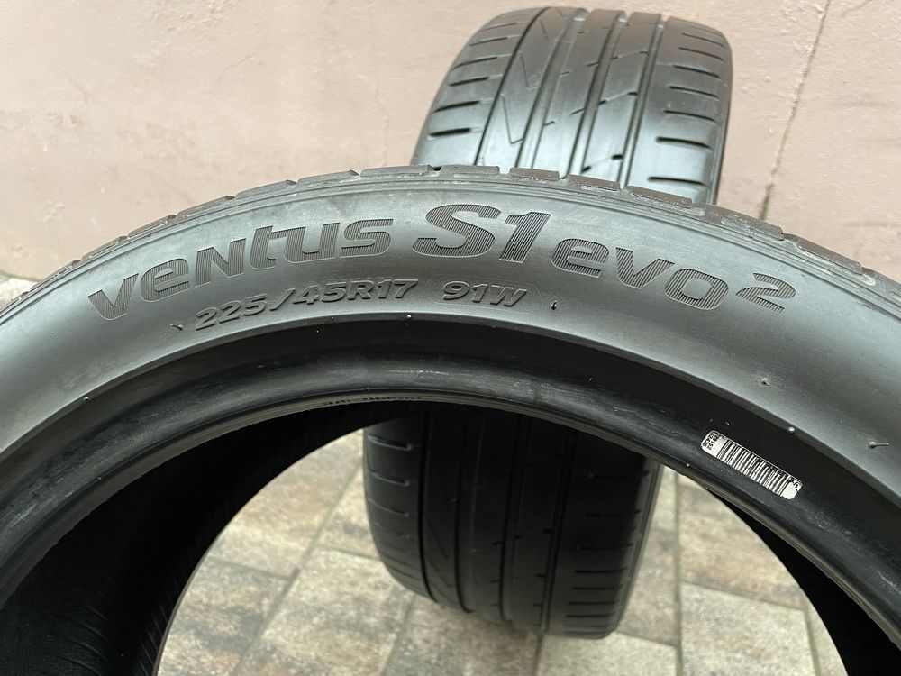 Летняя резина. R17 225/45 Hankook Ventus S1 Evo