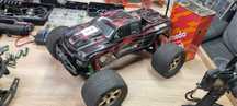 HPI Savage 4.6 + dużo części tuning