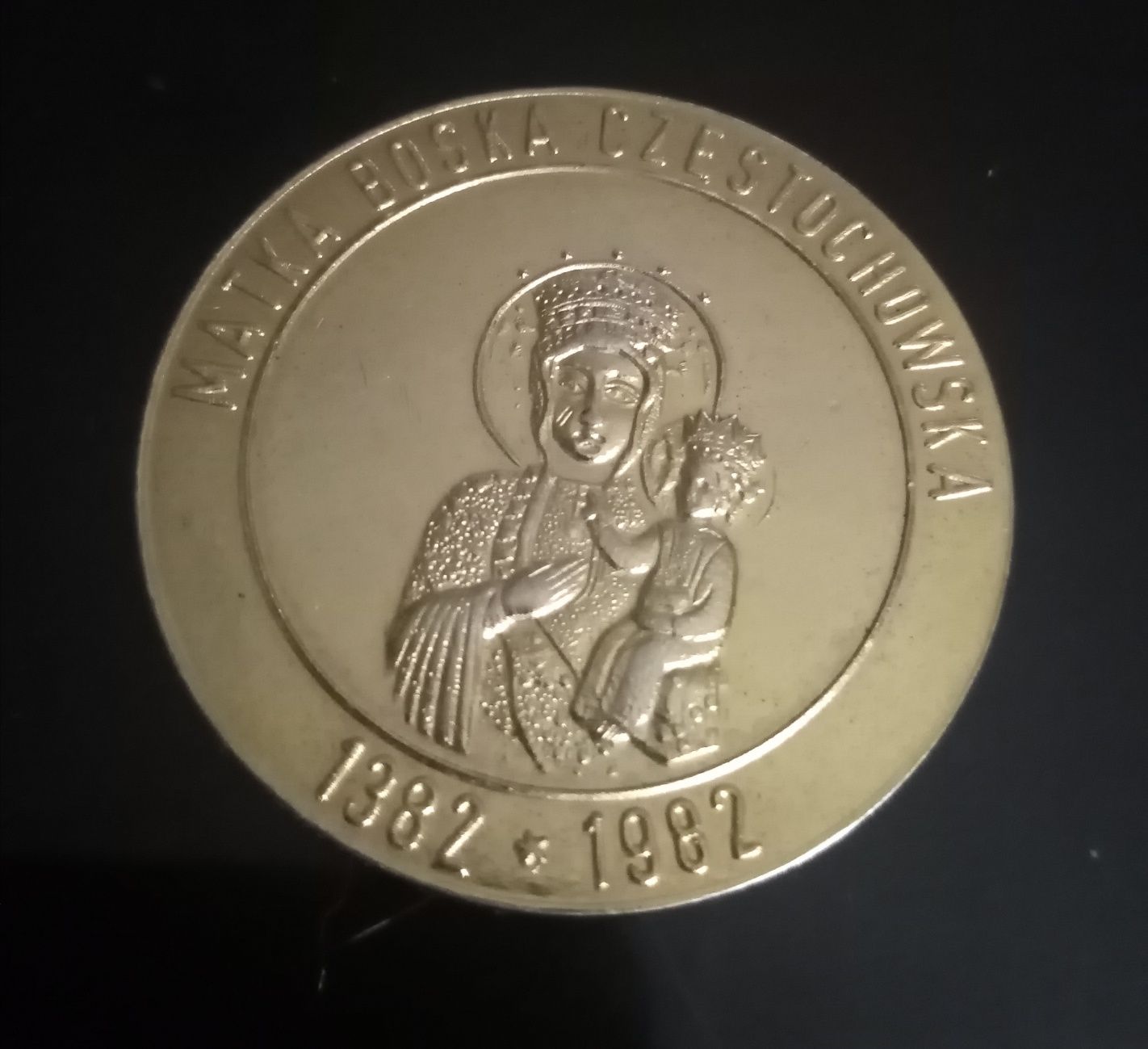 Dewocjonalia! Złocony Medal Pamiątkowy z czasów PRLu.