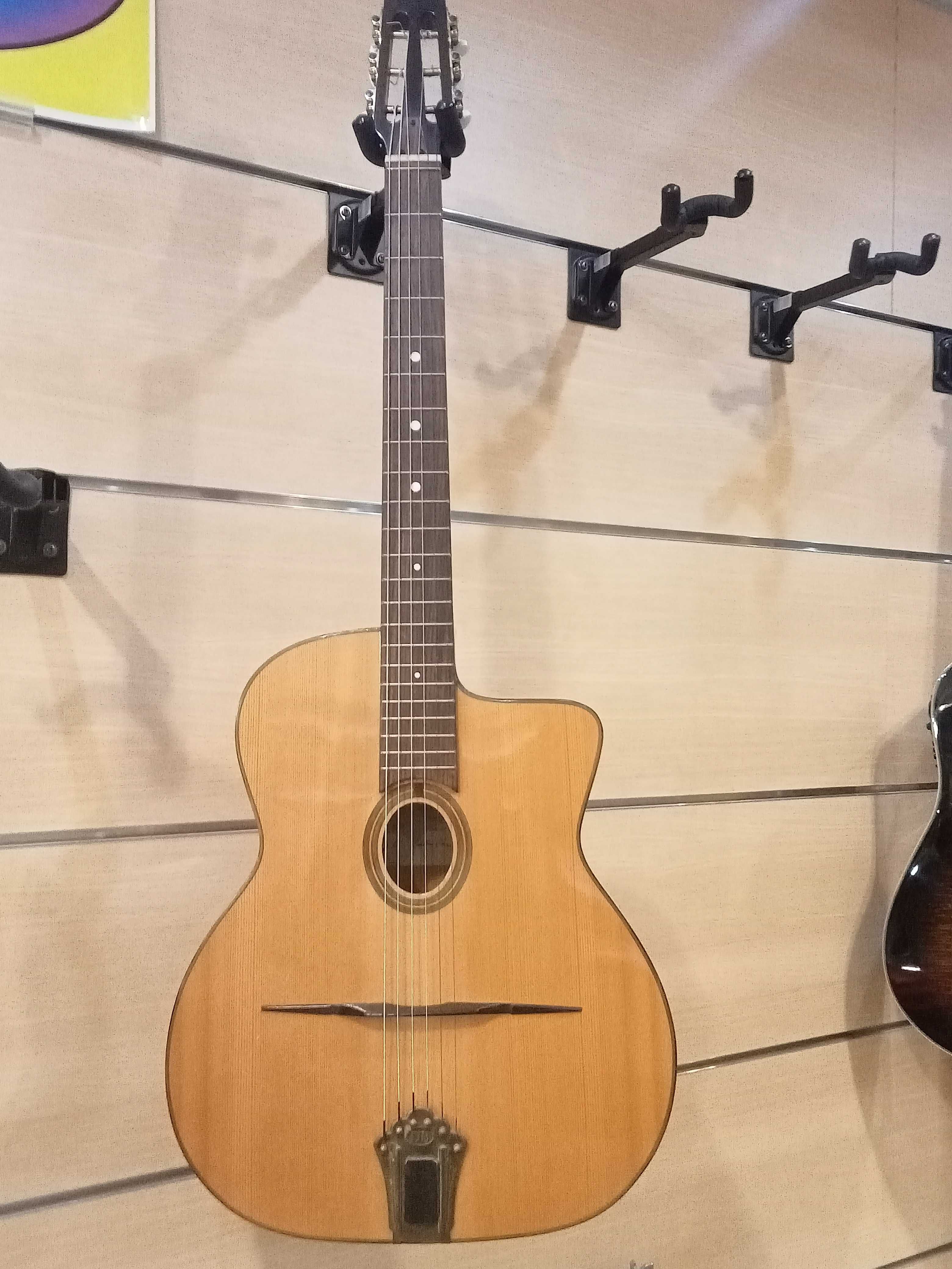 Guitarra Acústica APC mod. 802 SELMER