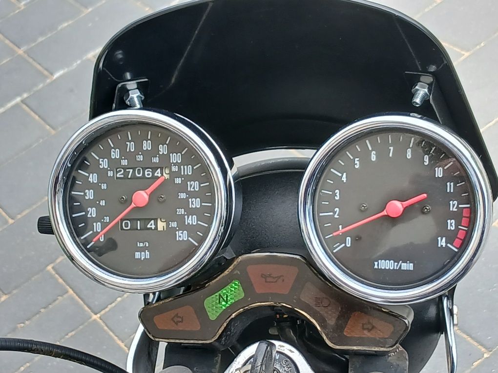 Doinwestowany Suzuki GSF 600 Bandit. Maly przebieg.