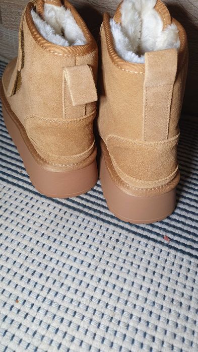 UGG  угии нові замша