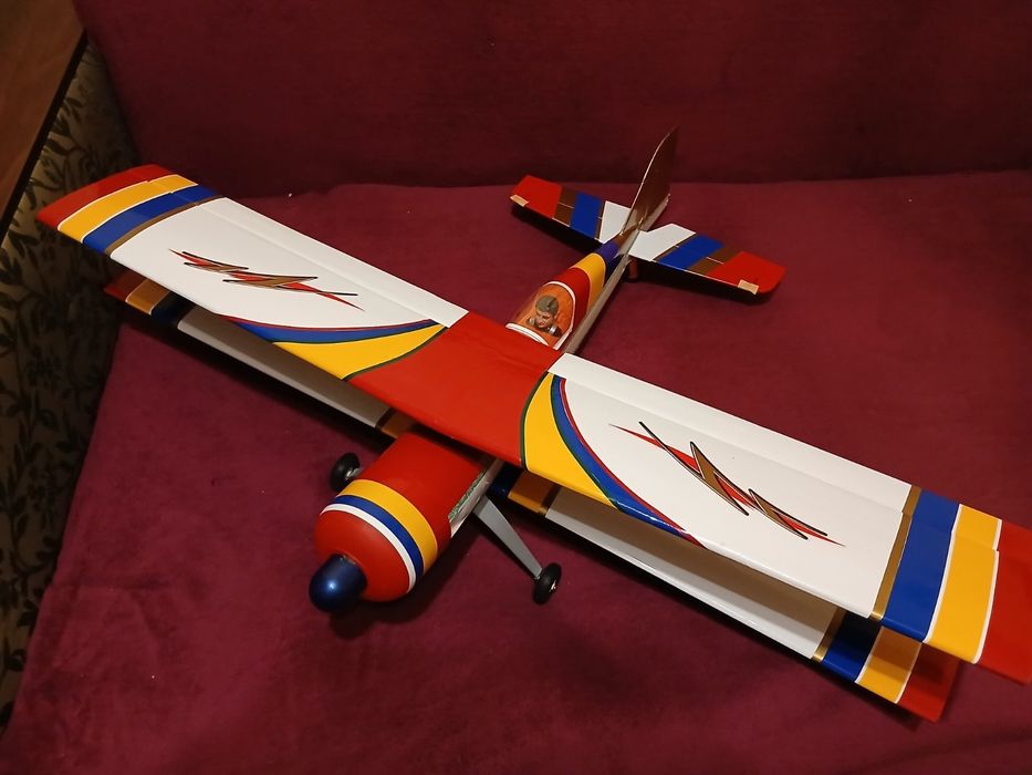 Авіамодель під радіо