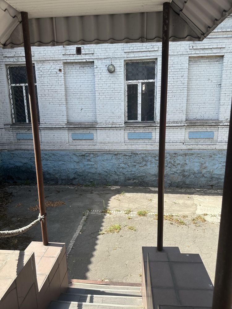 Продам здание, Центр города.