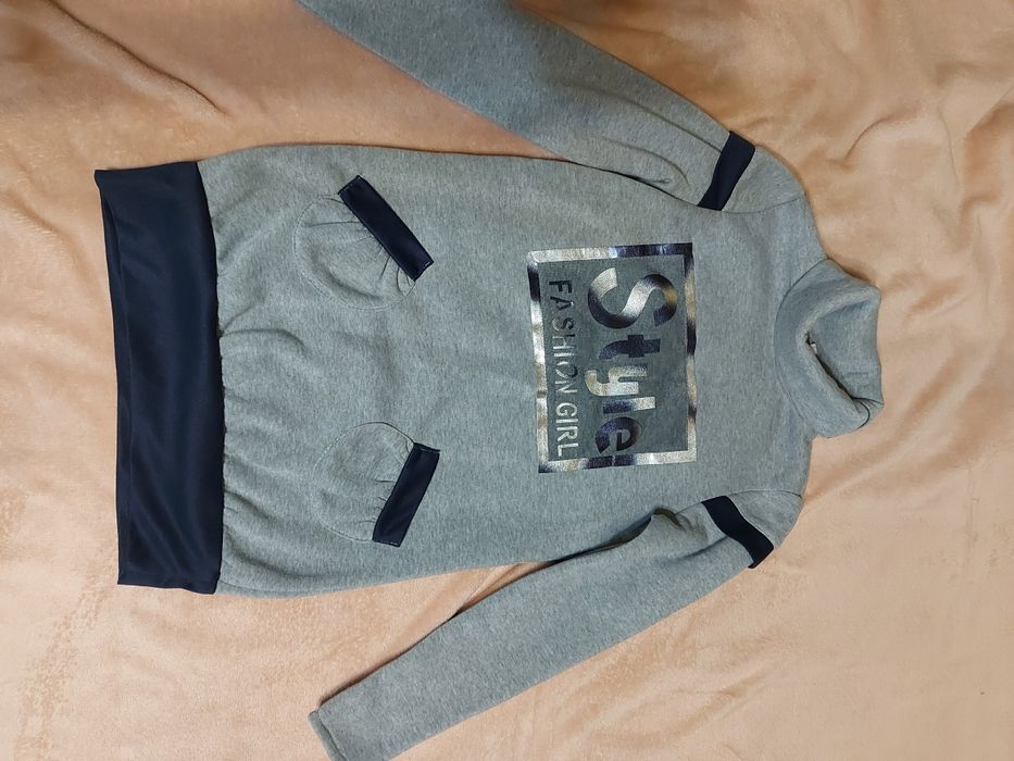 Кофта на дівчинку