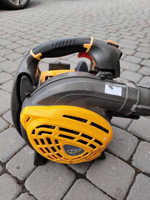 Dmuchawa do liści Stiga SBL 327 V