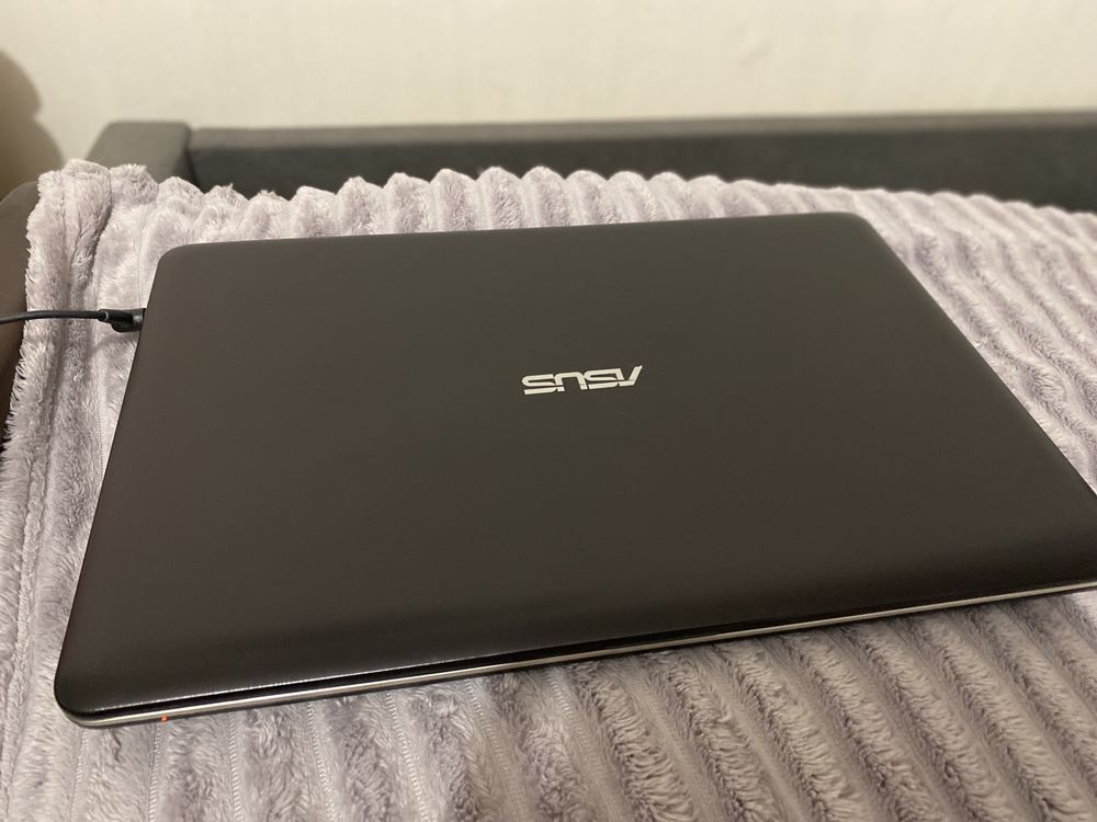 Ноутбук Asus f541n