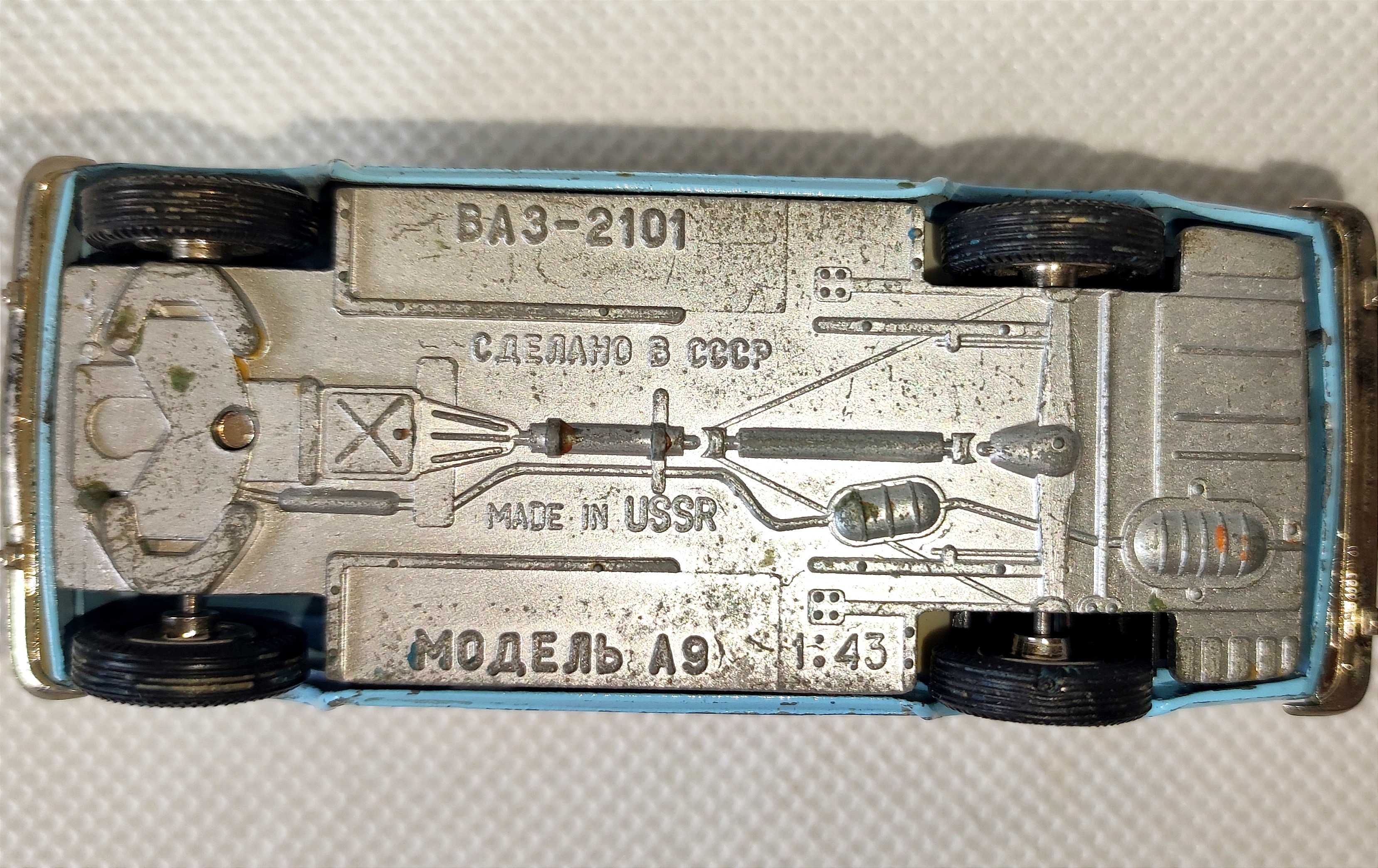 Масштабная модель Ваз 2101 СССР А9 1:43