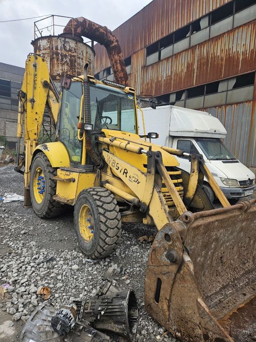 Komatsu wb 97 -R2 на ходу бери и ежай