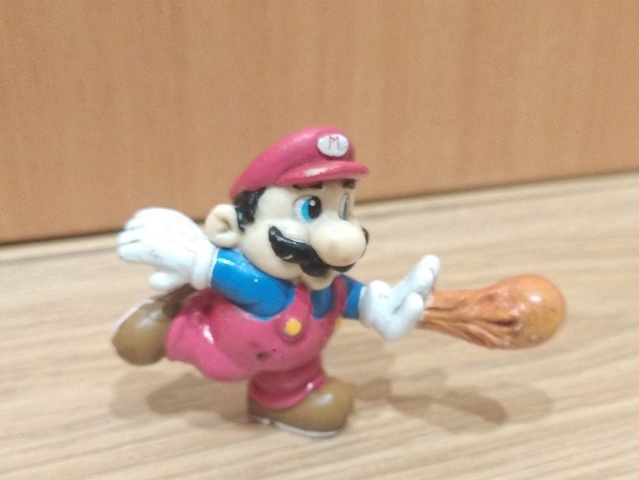 Antiga figura em PVC Super Mário Fire Ball