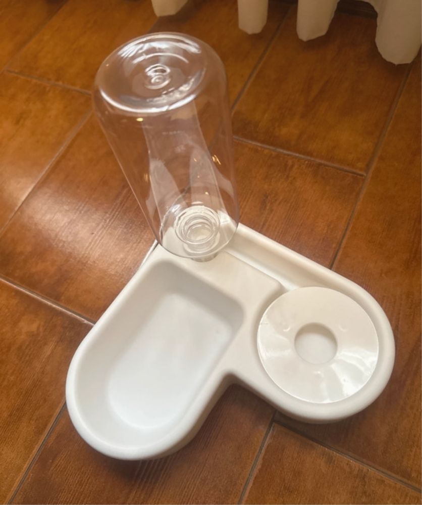 Alimentador de cão ou gato