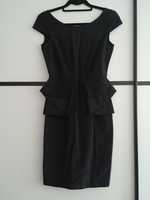 RIVER ISLAND klasyczna czarna sukienka rozmiar 34 ołówkowa z baskinką