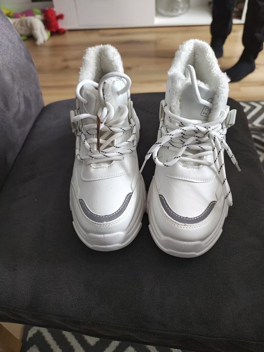 Buty adidasy ocieplane