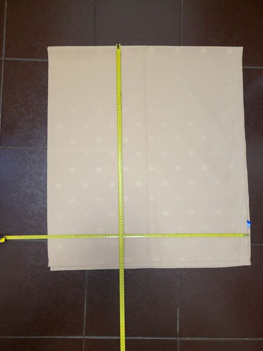 Скатертина з вишивкою 140×160 см