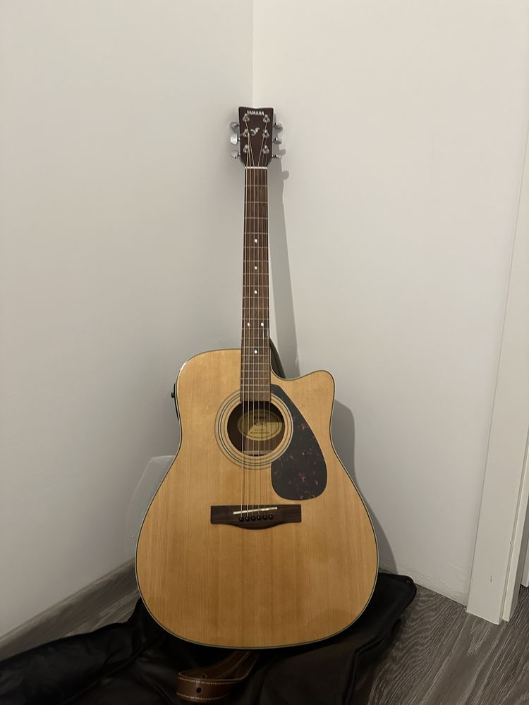 Gitara Yamaha FX370C