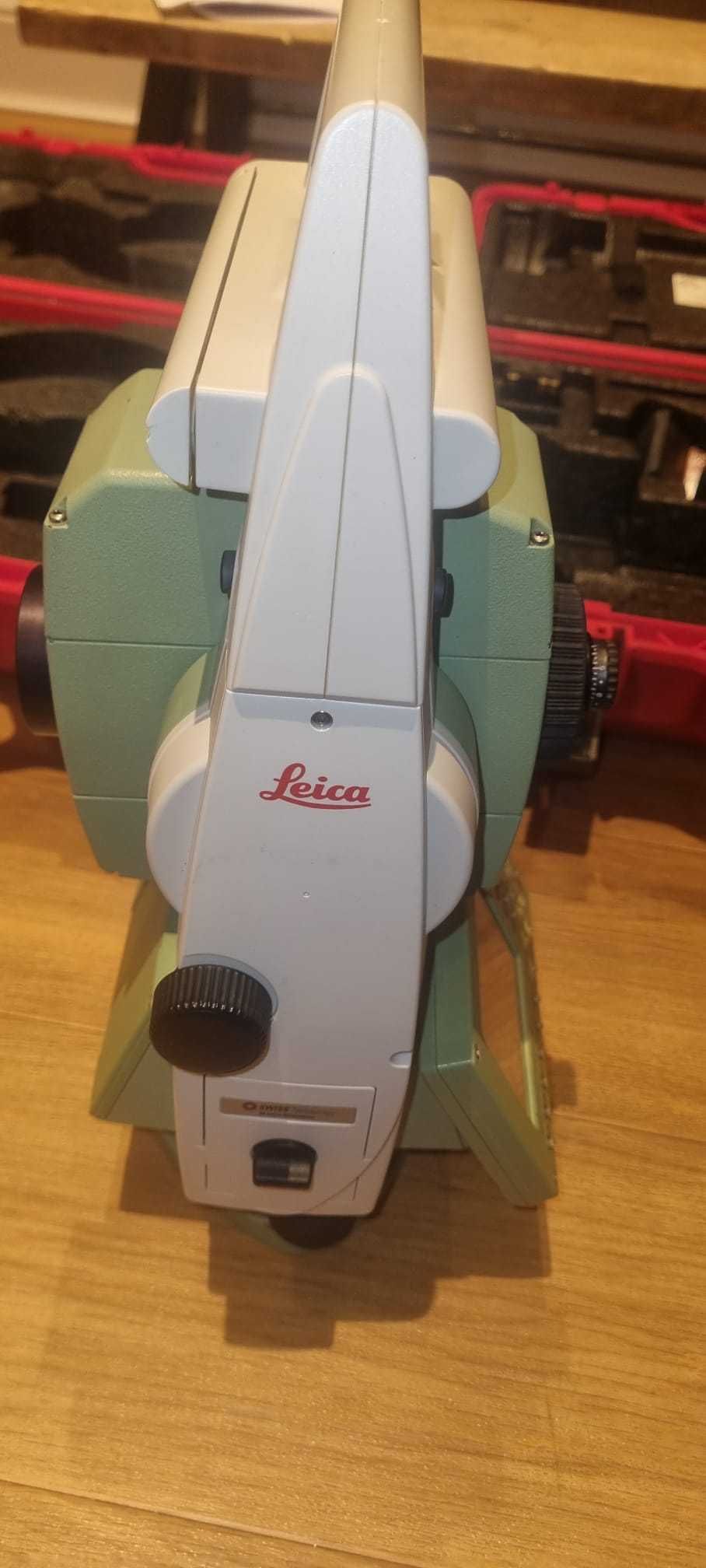 Leica TCRP1203 R300 3" Tachimetr robotyczny bezlustrowy.