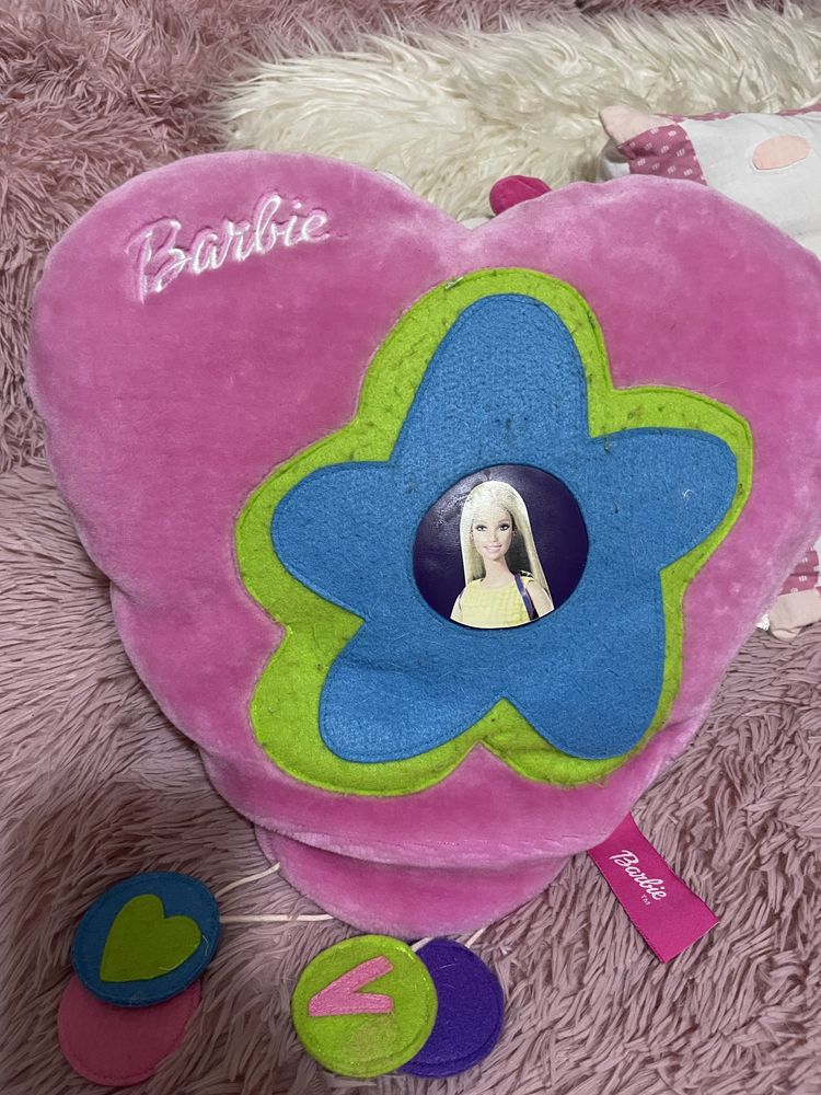 Almofada da Barbie em bom estado