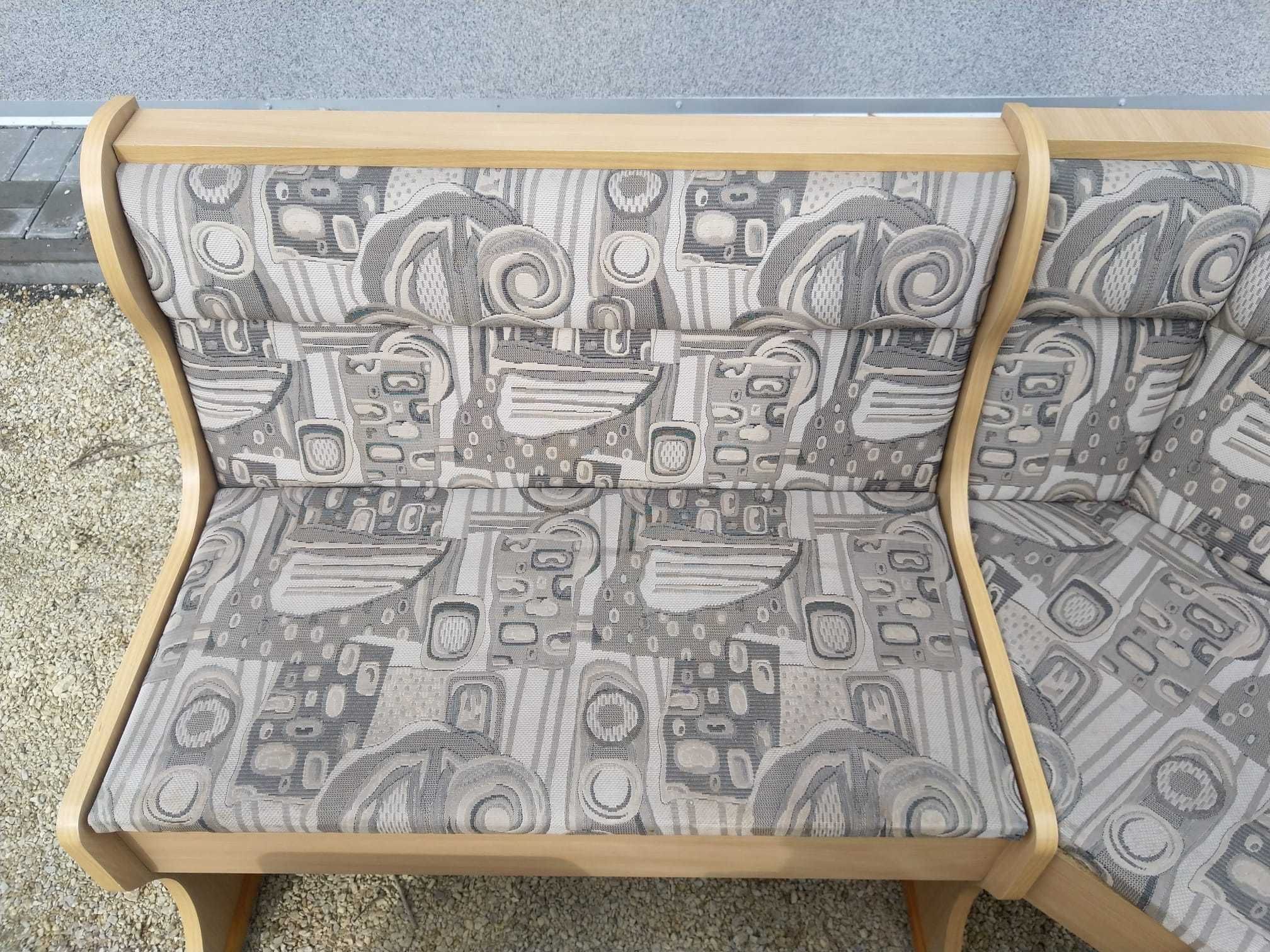 Rogówka Kuchenna Narożnik Kuchenny Ława Drewniana + Taborety 2szt