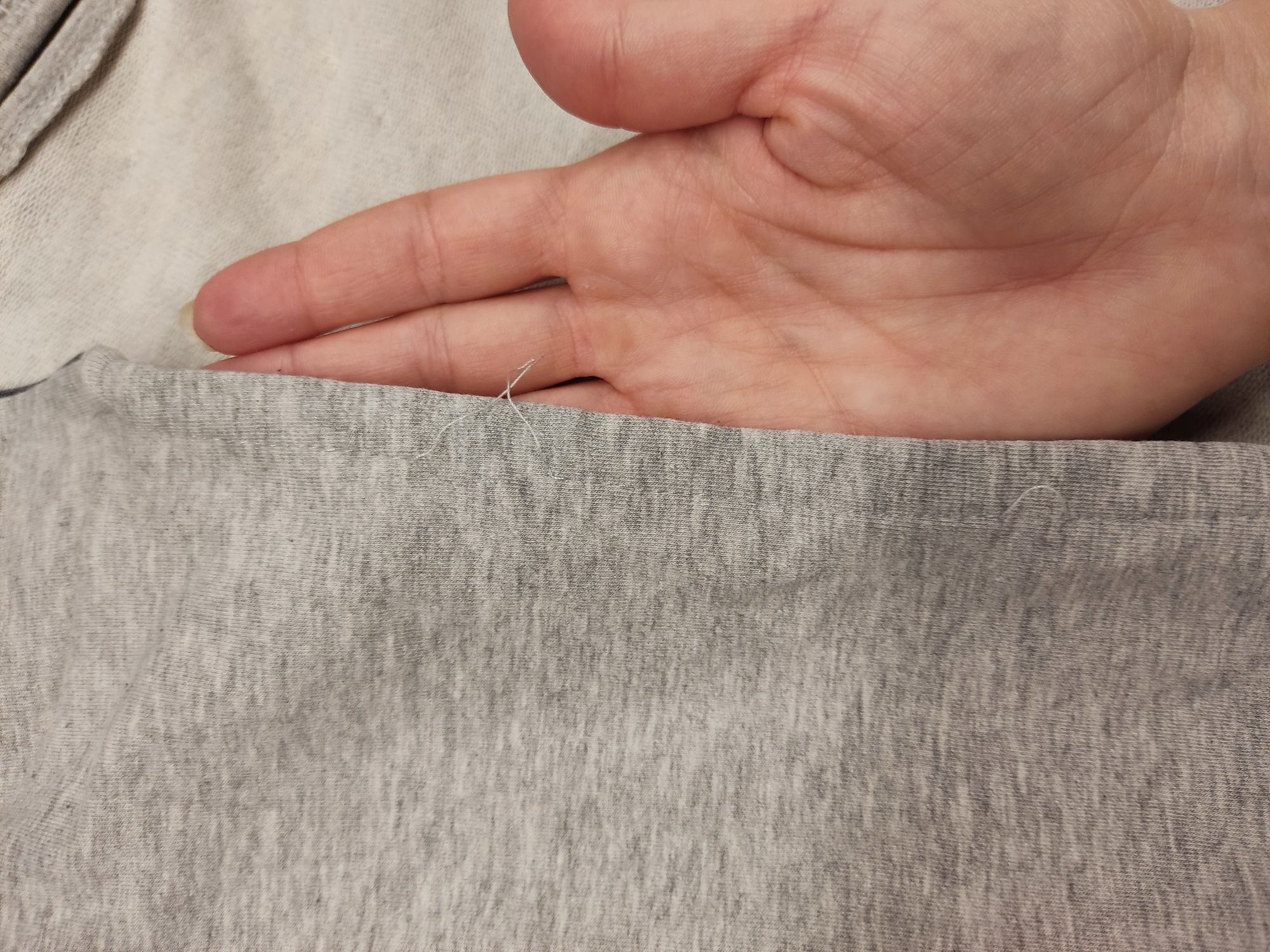 Niezapinana bluza z dużym kapturem Nubee