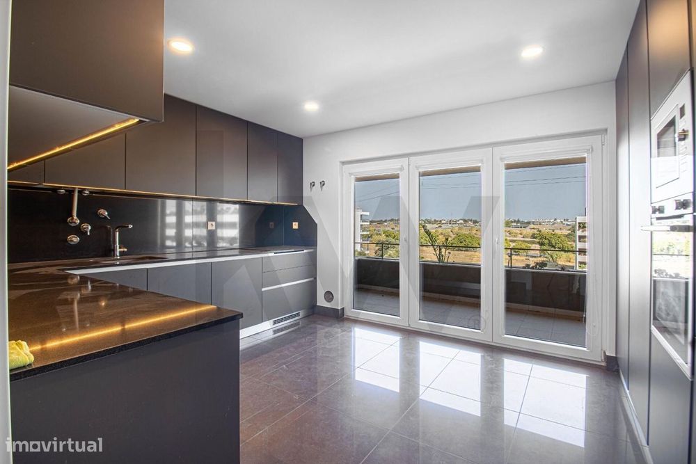 Apartamento de Luxo T3  com 120m2 nas Portas do Montijo!