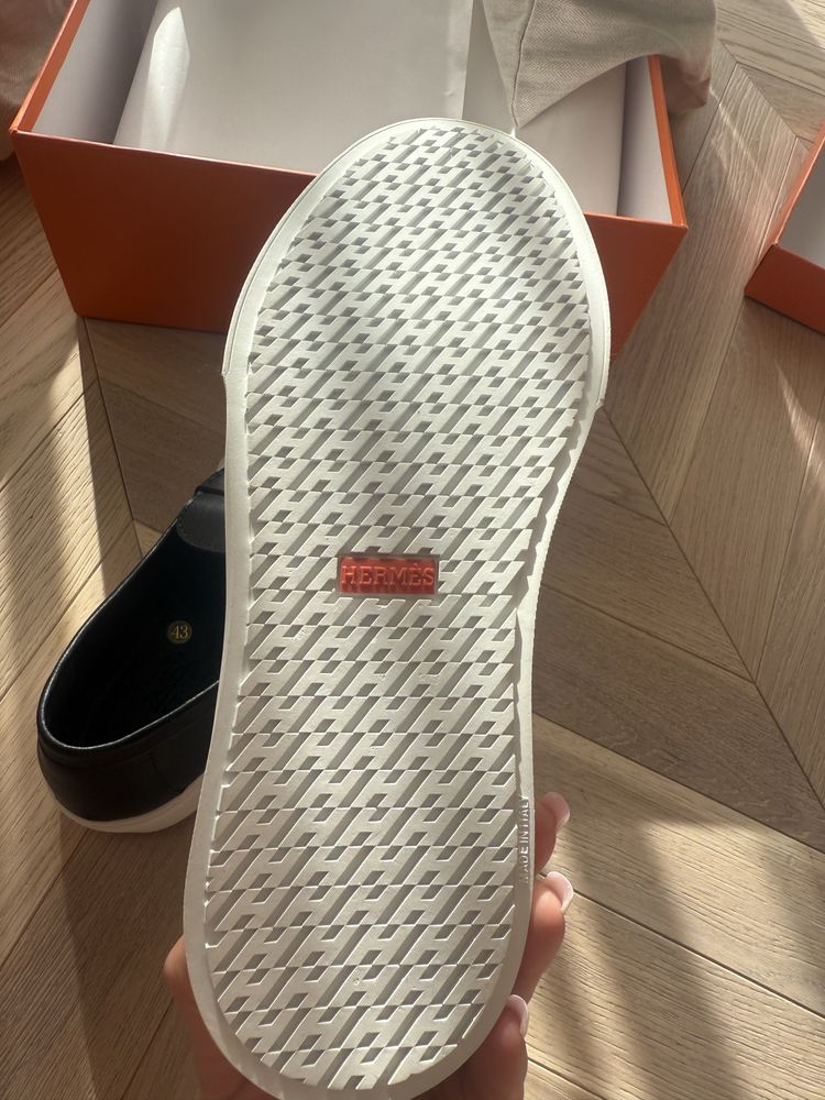Job Loafers Hermes 43 (odpowiednik 42)