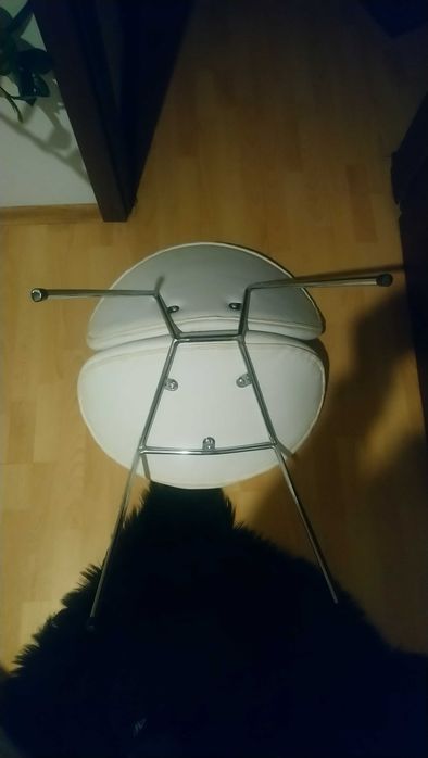 Komplet Dwóch  krzeseł Białych - półksiężyc