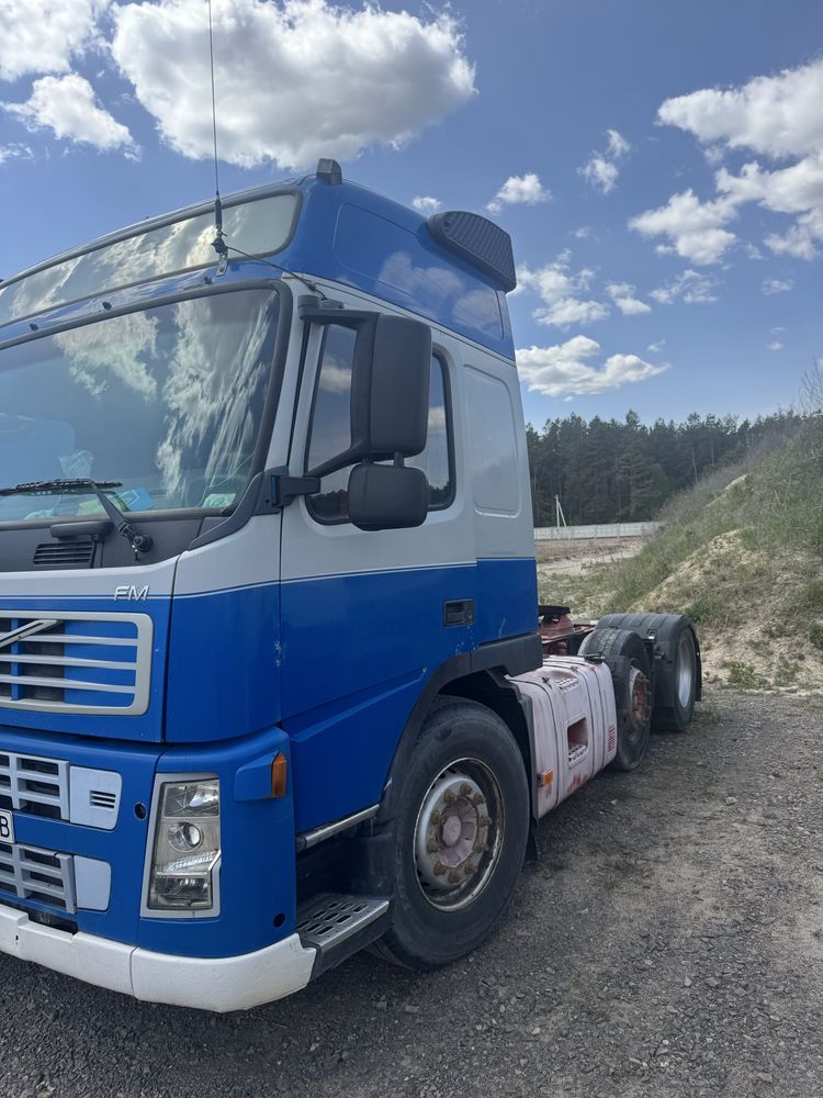 Продаж тягача вольво