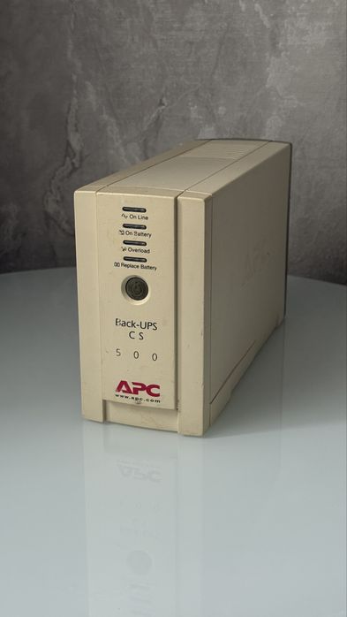 ДБЖ безперебійник APS Back-UPS CS500