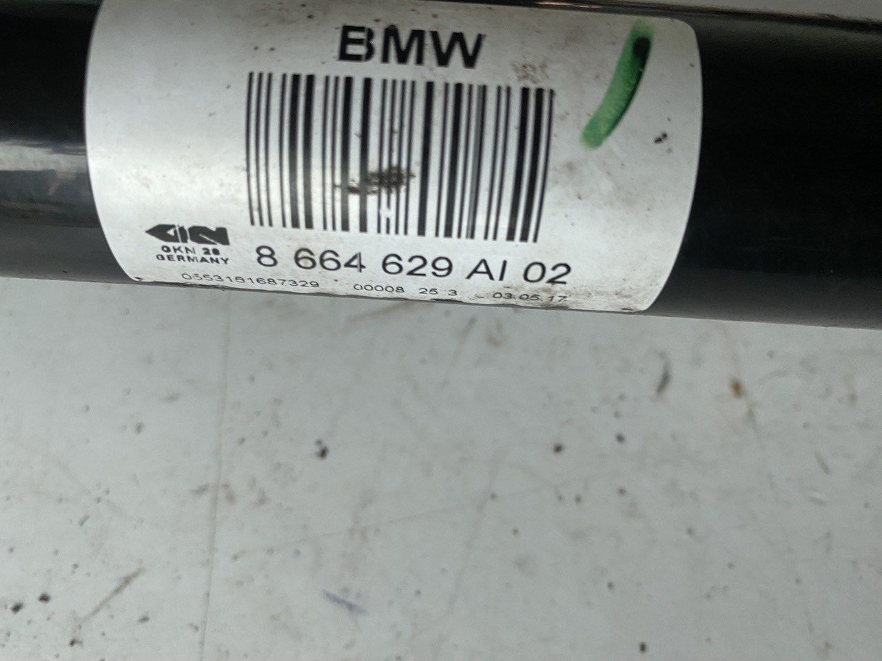 BMW 5 G30 G31 полуось задняя 8664629,8664628