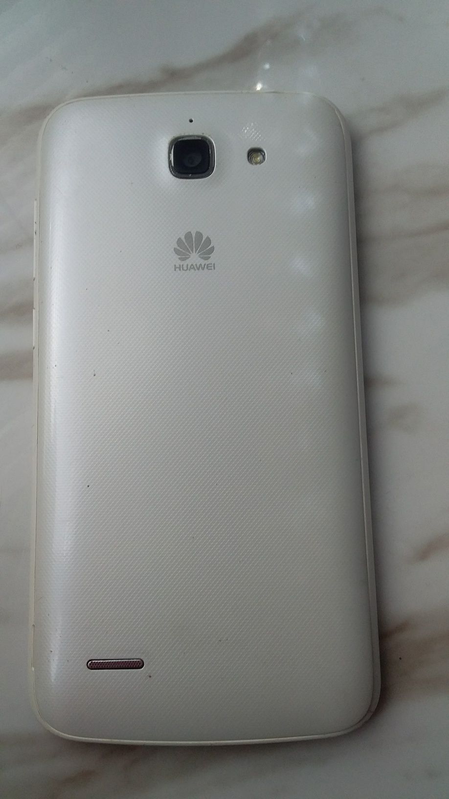 Продам на запчасти  мобильный телефон Huawei Ascend G730-U10