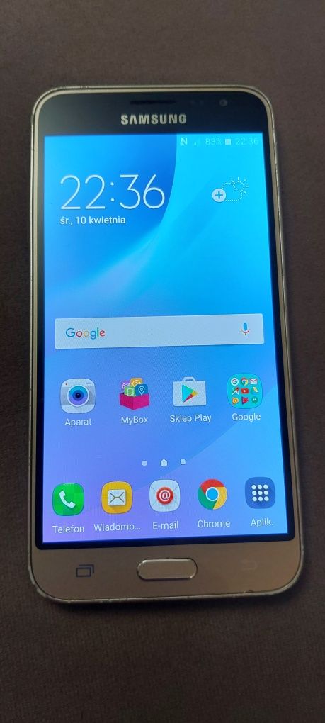 Samsung Galaxy J3 2016 SM-J320FN - Sprawny