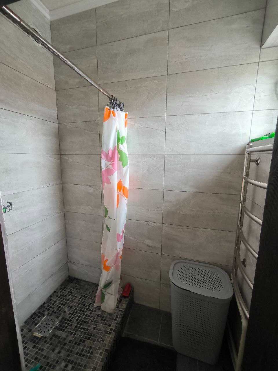 СМАКОЛИК В ЦЕНТРІ Хмельницького . 3к ,Хороший житловий стан ID: 39541