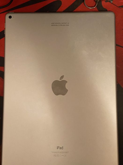 Продам Айпад Apple iPad Pro, 12,9“, 128гб МДМ на запчасти