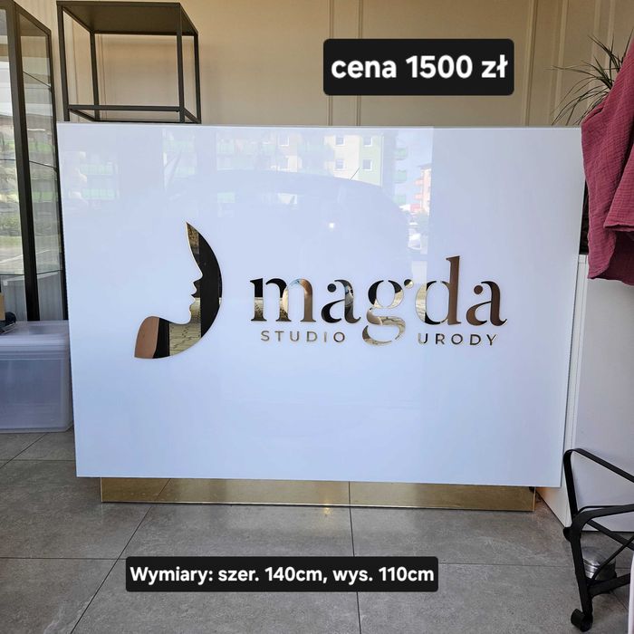 Lada recepcyjna biała