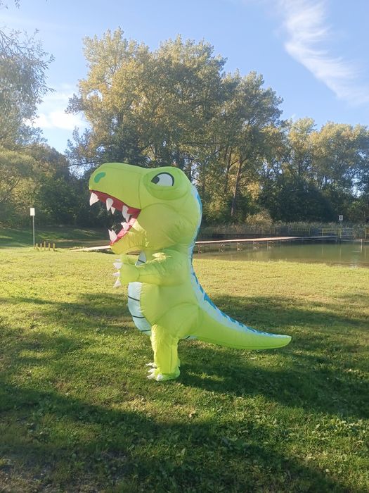 Sprzedam kostiumy dmuchane nowe